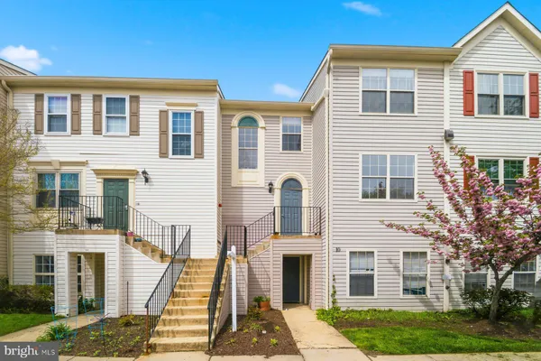 $295,000 | 10 Sandstone Court, Unit K, Annapolis, MD 21403