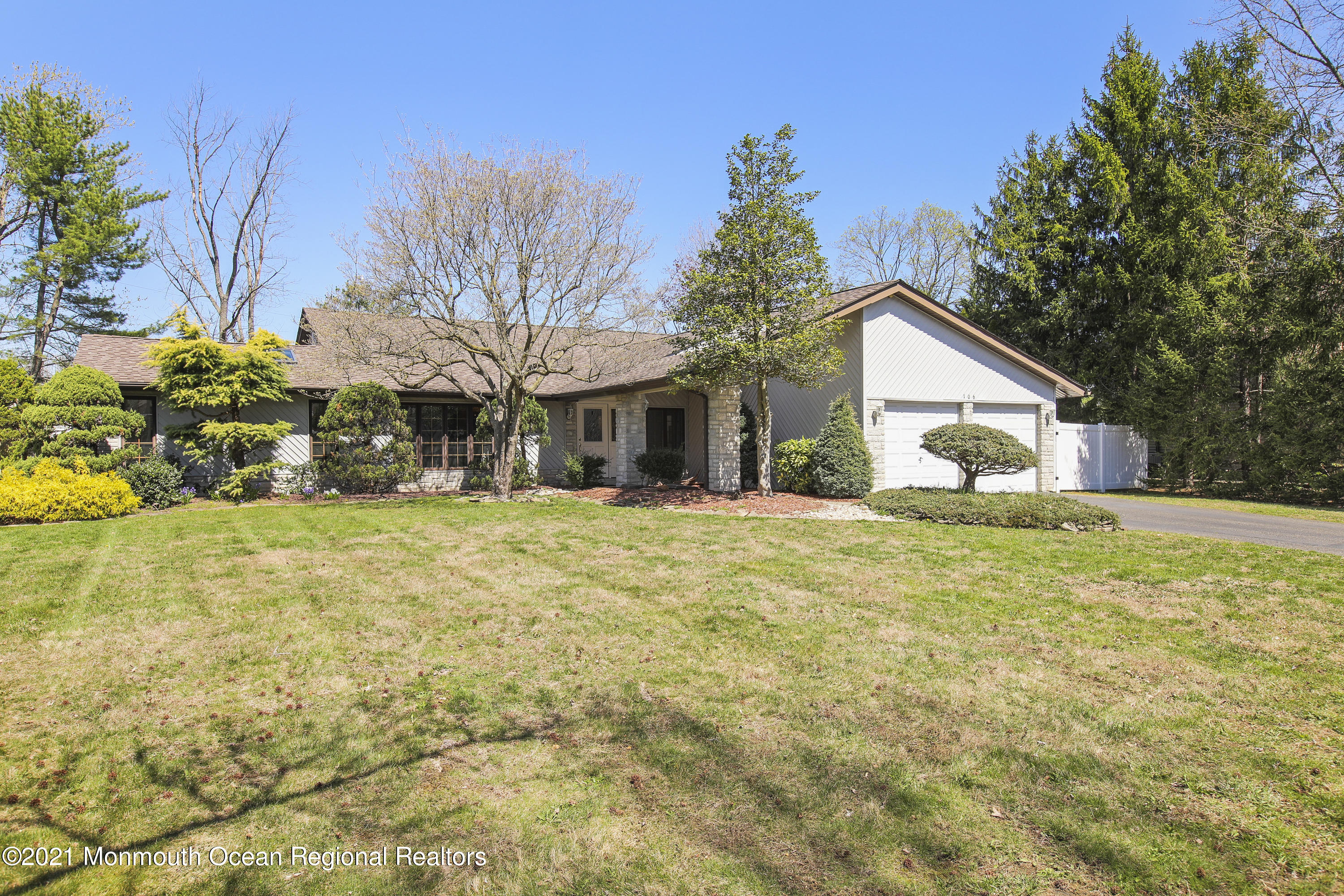 106 Vermont Court Matawan, NJ 07747 - Photo 1 of 29 5W5A8282