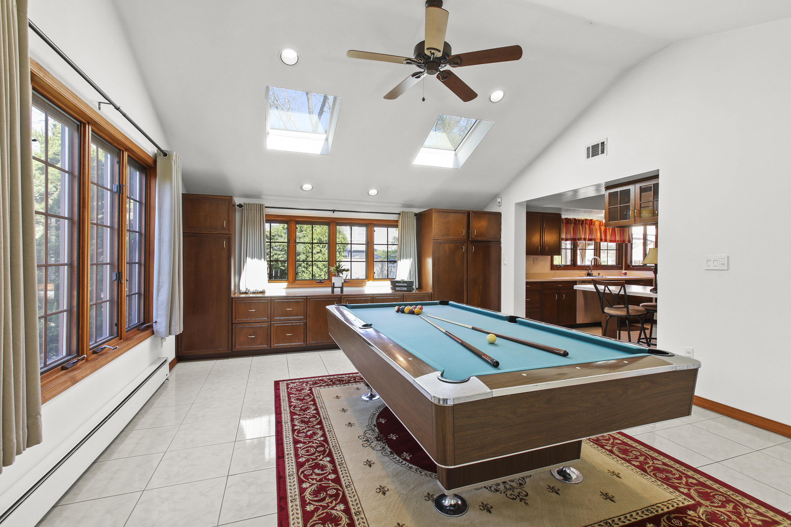 106 Vermont Court Matawan, NJ 07747 - Photo 13 of 29 5W5A8172