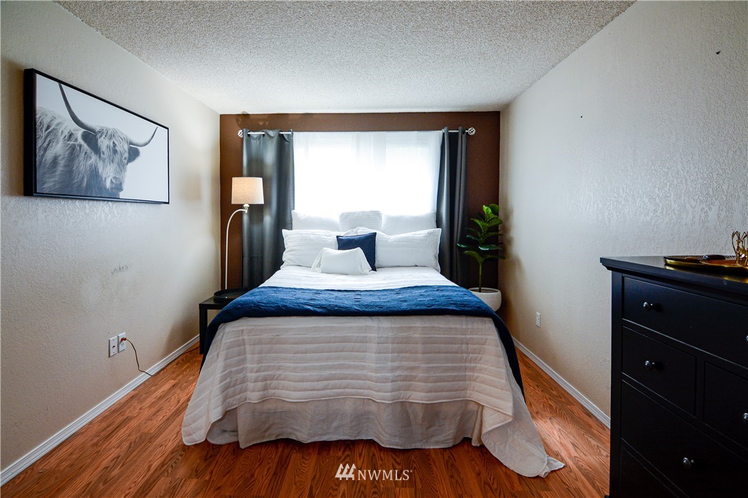 17827 29th Drive Southeast Bothell, WA 98012 - Photo 17 of 33 Gallery Image 17