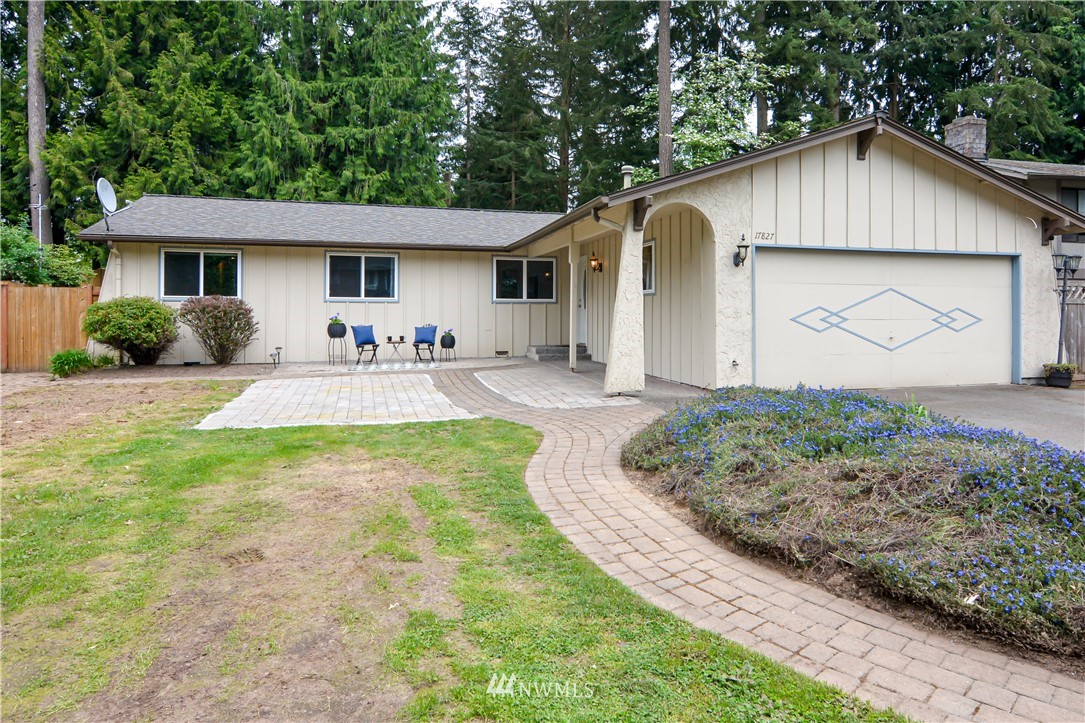 17827 29th Drive Southeast Bothell, WA 98012 - Photo 3 of 33 Gallery Image 3