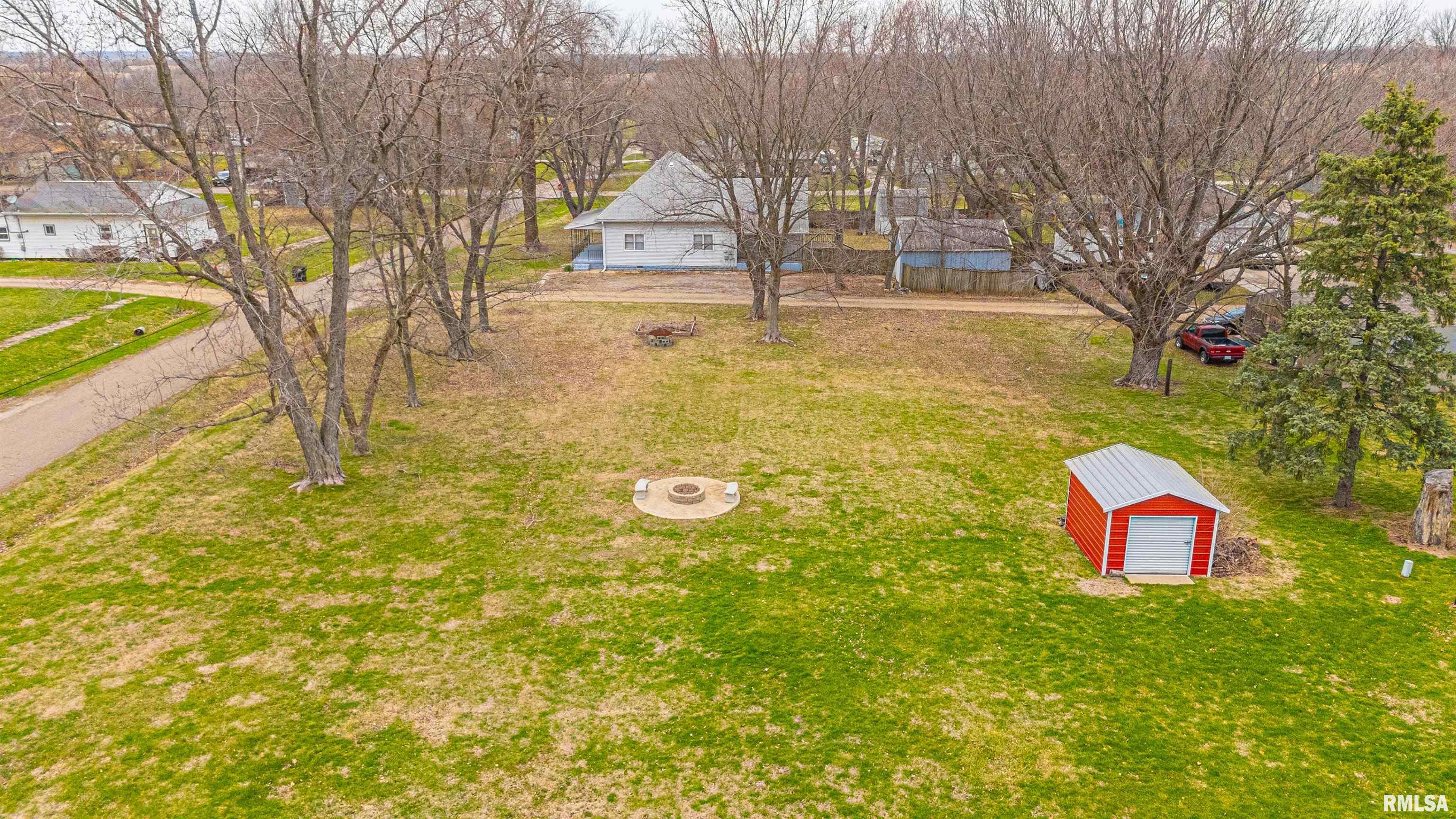 305 6th Street Waynesville, IL 61778 - Photo 23 of 26