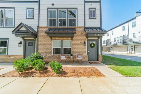 $580,000 | 4040 Hidden Oaks Drive, Charlotte, NC 28205