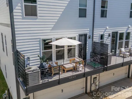 $580,000 | 4040 Hidden Oaks Drive, Charlotte, NC 28205