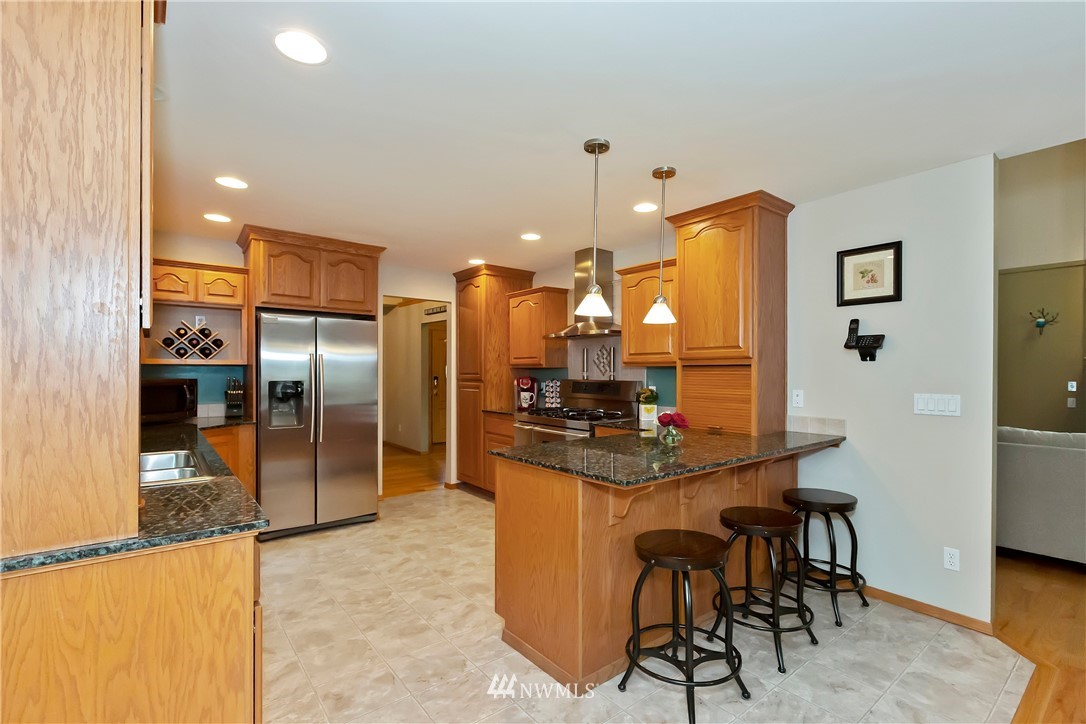 4253 Northwest Westgate Road Silverdale, WA 98383 - Photo 2 of 19 Gallery Image 2