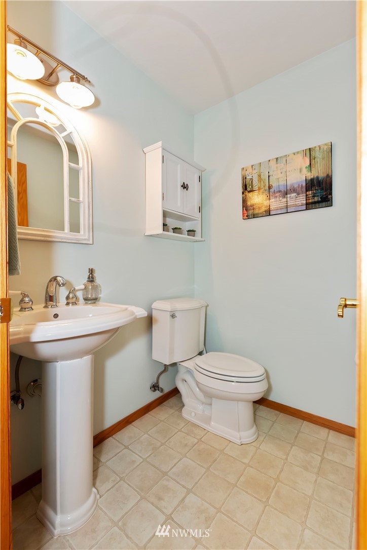 4253 Northwest Westgate Road Silverdale, WA 98383 - Photo 15 of 19 Gallery Image 15