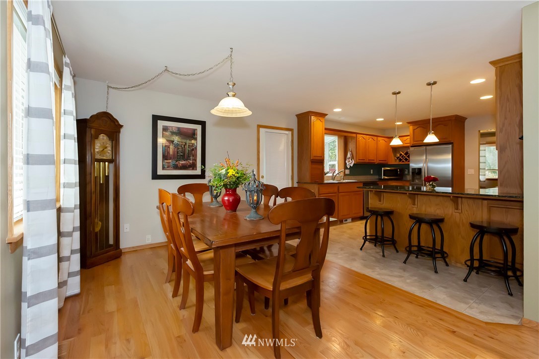 4253 Northwest Westgate Road Silverdale, WA 98383 - Photo 4 of 19 Gallery Image 4