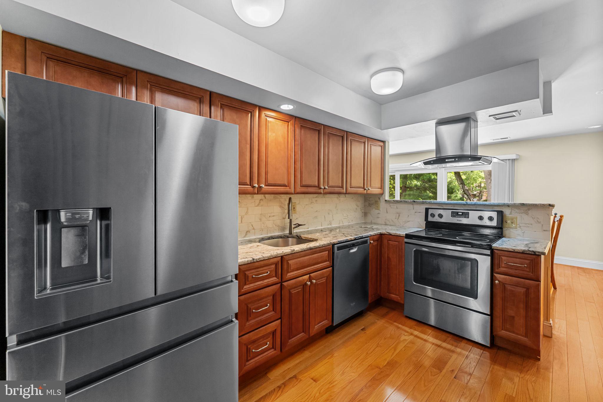 14 Elan Lane Chesterbrook, PA 19087 - Photo 13 of 31 stianless steel appliances