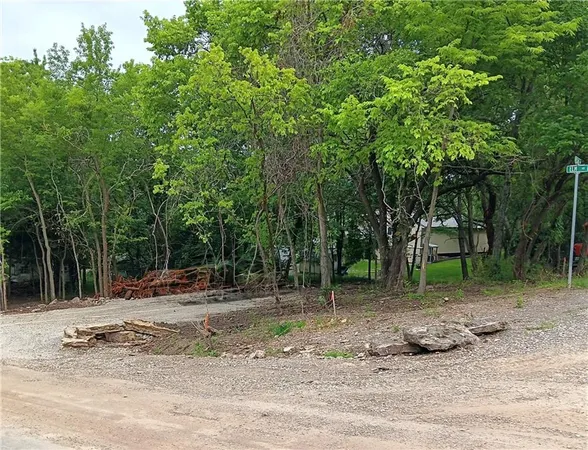 $30,000 | 2-6&10 Pecan Drive, Linn Valley, KS 66040