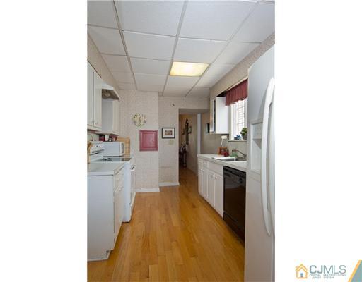 126 Rector Street Perth Amboy, NJ 08861 - Photo 8 of 16 Gallery Image 8