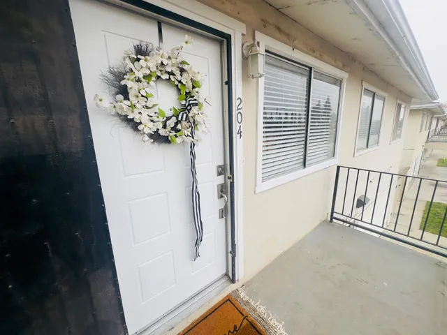 a view of a entryway