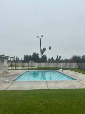 $159,999 | 4912 North Holt Avenue, Unit 204, Fresno, CA 93705