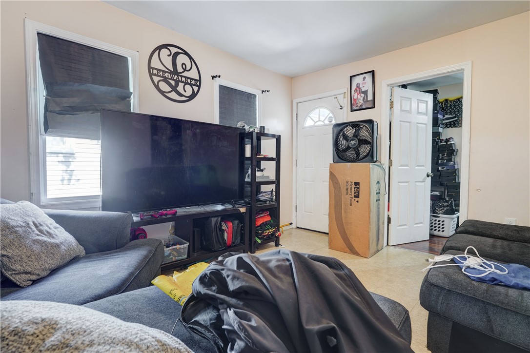 304 Jay Street Rochester, NY 14608 - Photo 11 of 27 Gallery Image 11