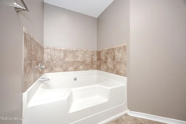 $2,000 | 3605 Bay Branch Cove, Ocean Springs, MS 39564