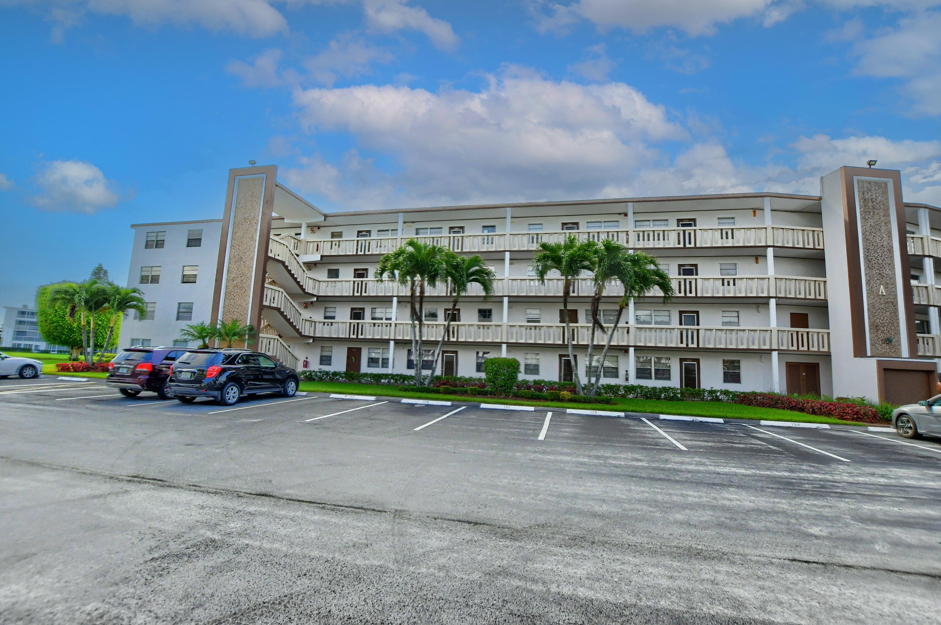 3017 Guildford East, Unit 3017 Boca Raton, FL 33434 - Photo 22 of 49 building