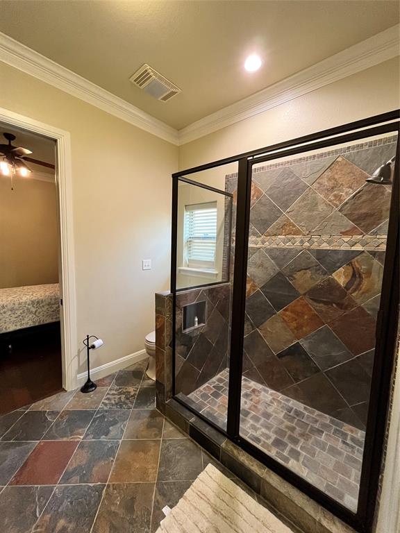 1255 County Road 3400 Emory, TX 75440 - Photo 29 of 36 a view of a hallway