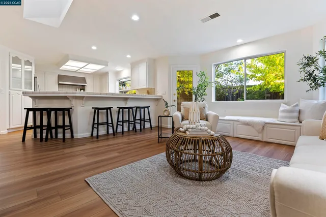 $1,295,000 | 1412 Conejo Way, Walnut Creek, CA 94597