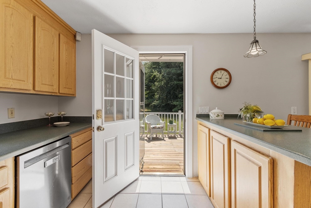 5 Noel Road Andover, MA 01810 - Photo 15 of 24 Gallery Image 15