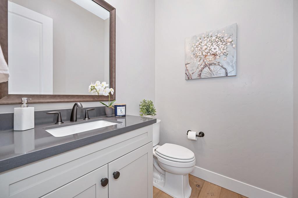 806 Fallen Log Court Rocklin, CA 95765 - Photo 53 of 94 Powder room