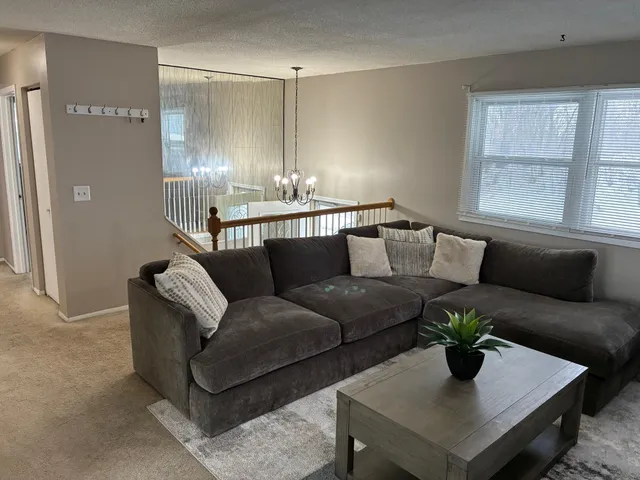 $289,000 | 1145 Case Avenue East, St. Paul, MN 55106