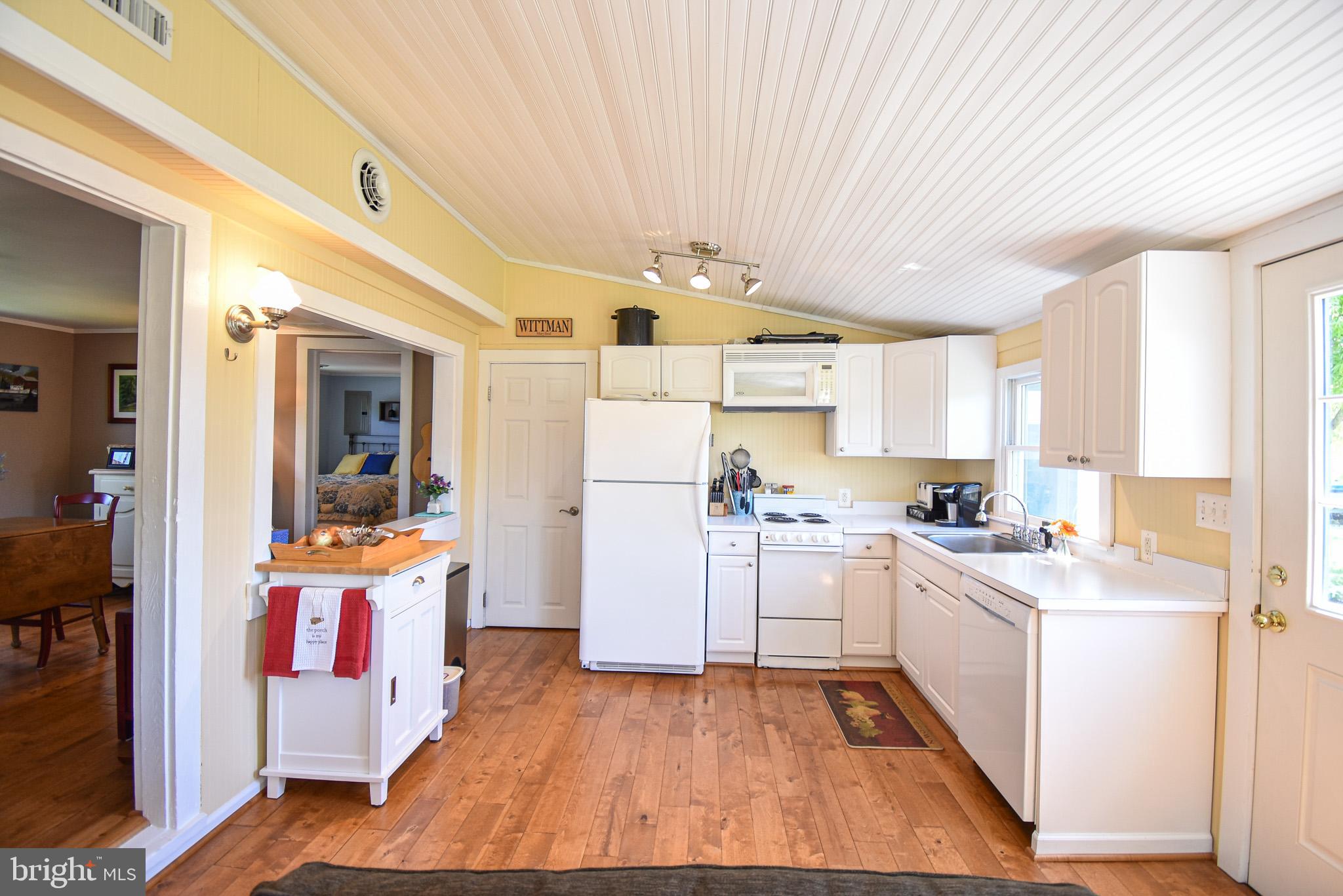 22781 Pot Pie Road Wittman, MD 21676 - Photo 6 of 47 Gallery Image 6