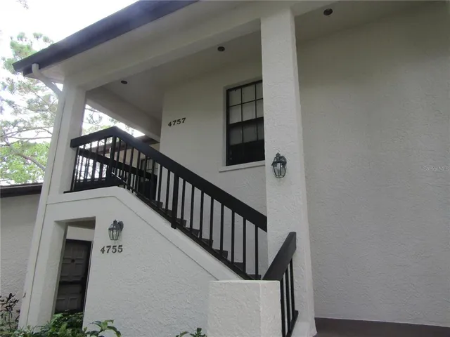 $4,300 | 4757 Winslow Beacon, Unit 20, Sarasota, FL 34235