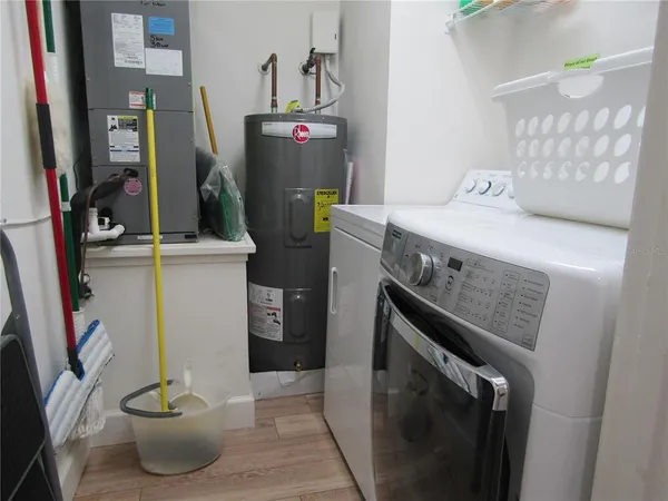 $4,300 | 4757 Winslow Beacon, Unit 20, Sarasota, FL 34235