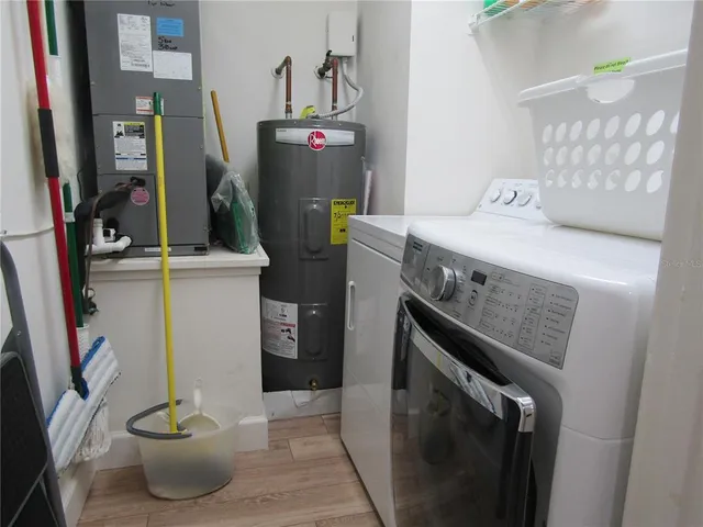 $4,300 | 4757 Winslow Beacon, Unit 20, Sarasota, FL 34235