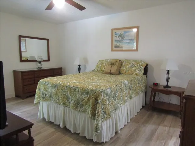 $4,300 | 4757 Winslow Beacon, Unit 20, Sarasota, FL 34235