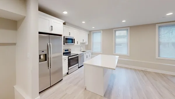 $9,950 | 220-222 Tremont Street, Unit 2, Boston, MA 02116