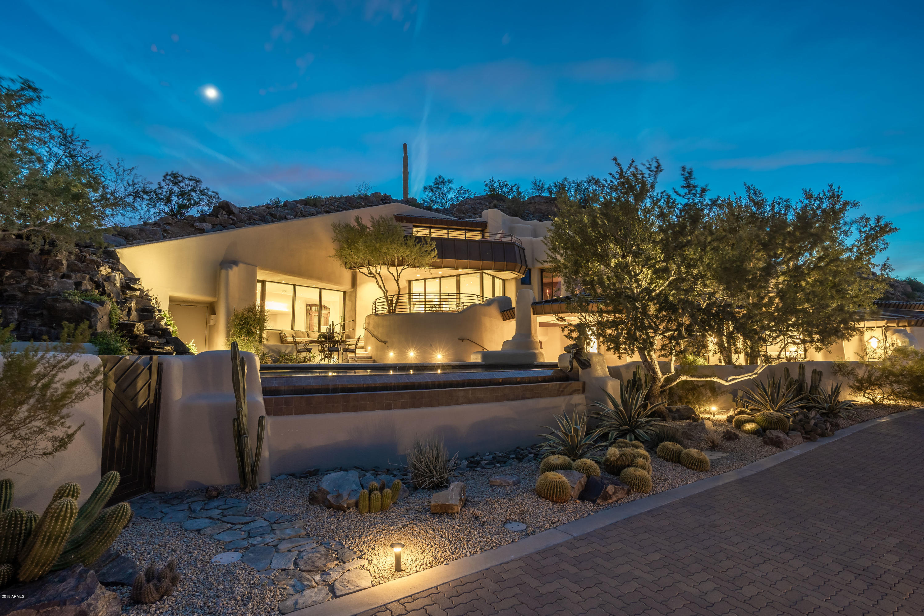 7011 North Invergordon Road Paradise Valley, AZ 85253 - Photo 2 of 38 Back Elevation