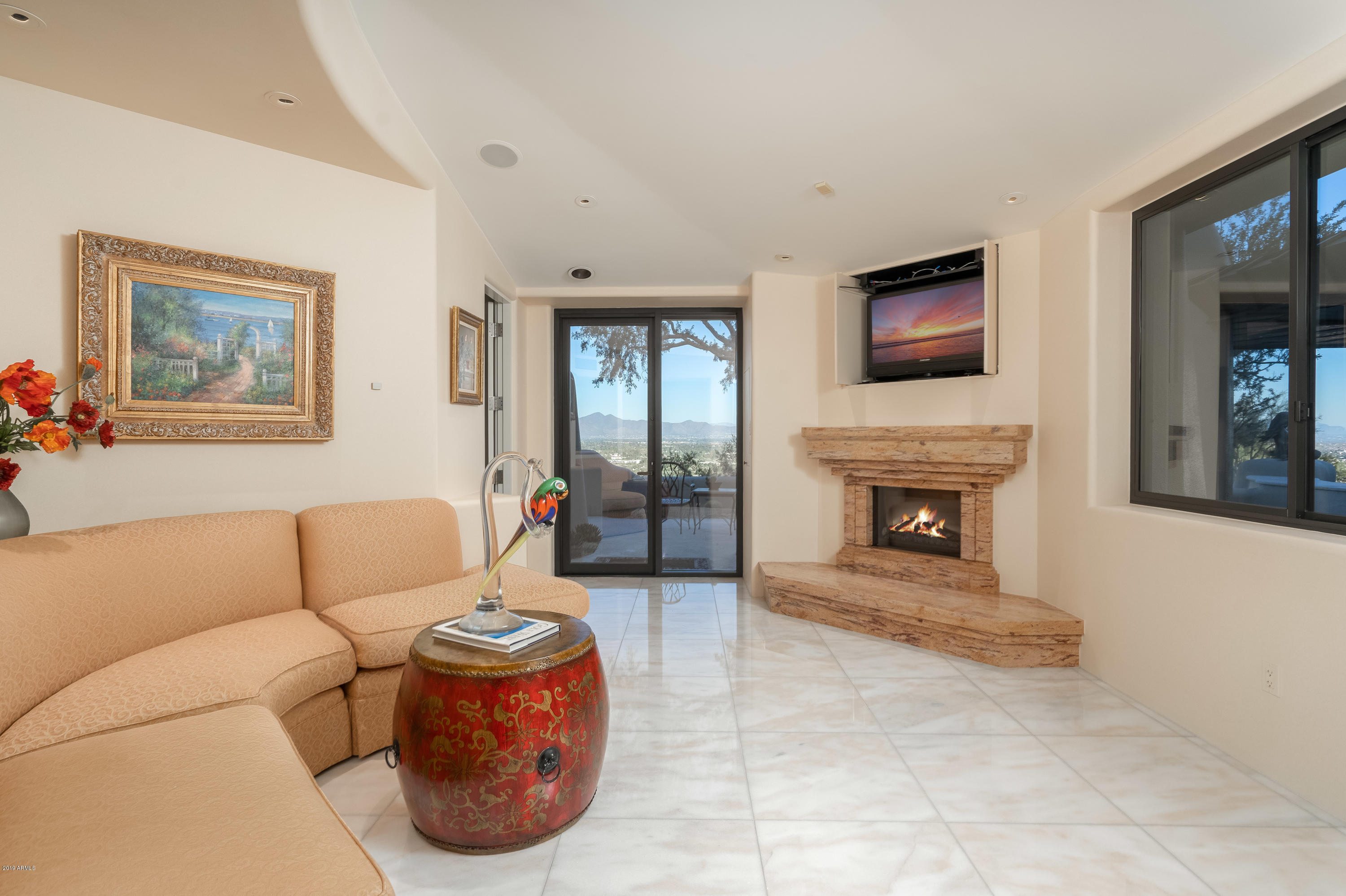 7011 North Invergordon Road Paradise Valley, AZ 85253 - Photo 22 of 38 Living Room/Fireplace