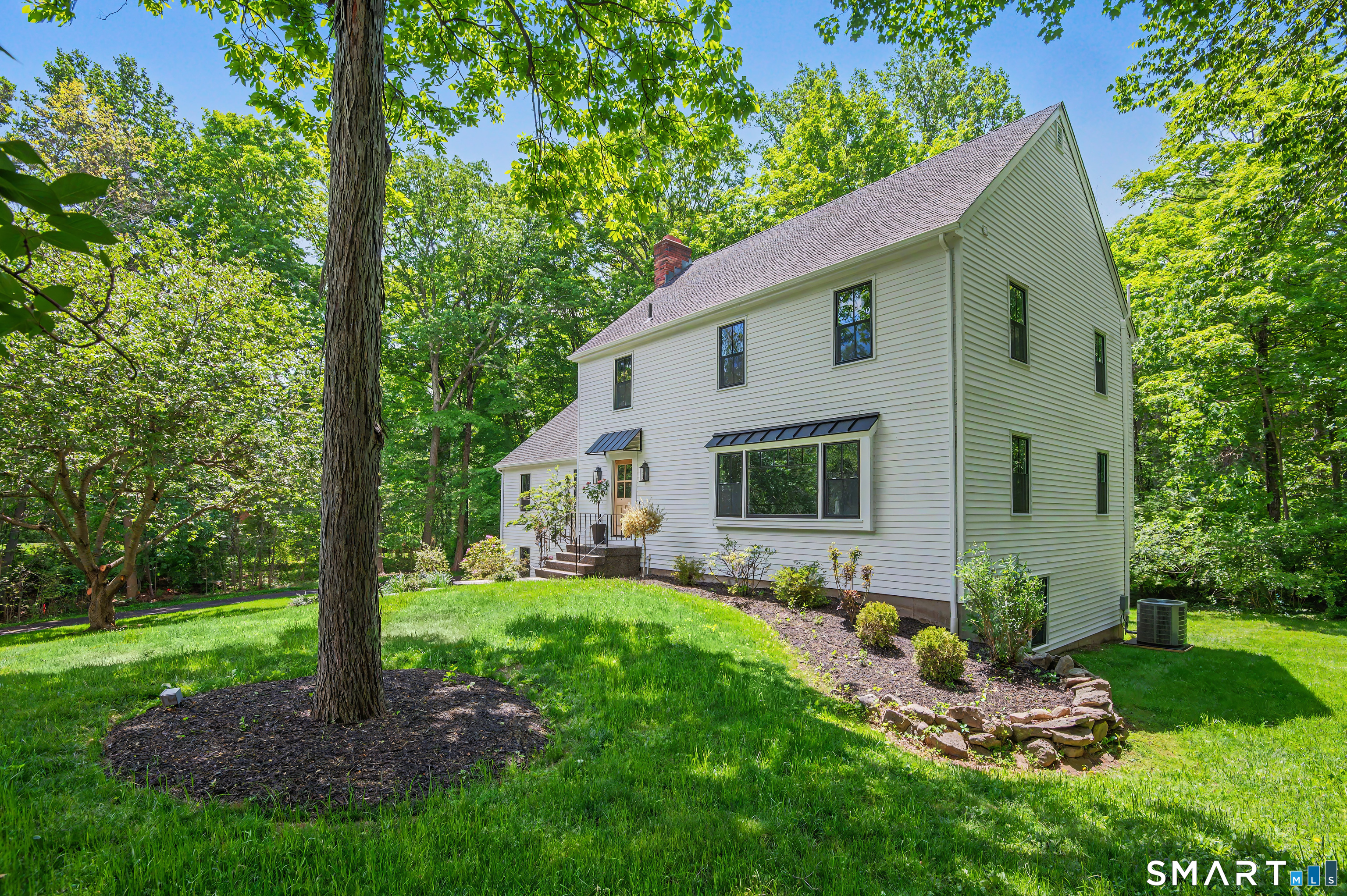 131 Fieldcrest Drive Ridgefield, CT 06877 - Photo 2 of 30