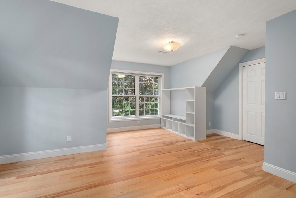 67 Smith Street Wellesley, MA 02482 - Photo 21 of 27