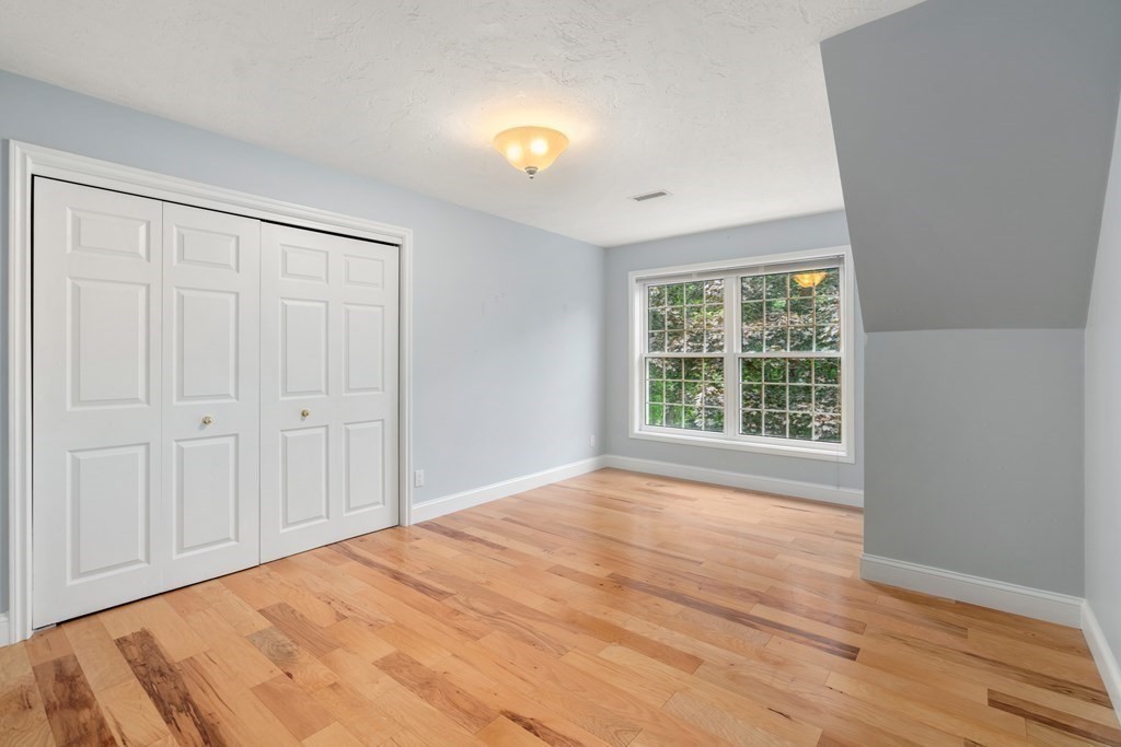 67 Smith Street Wellesley, MA 02482 - Photo 23 of 27