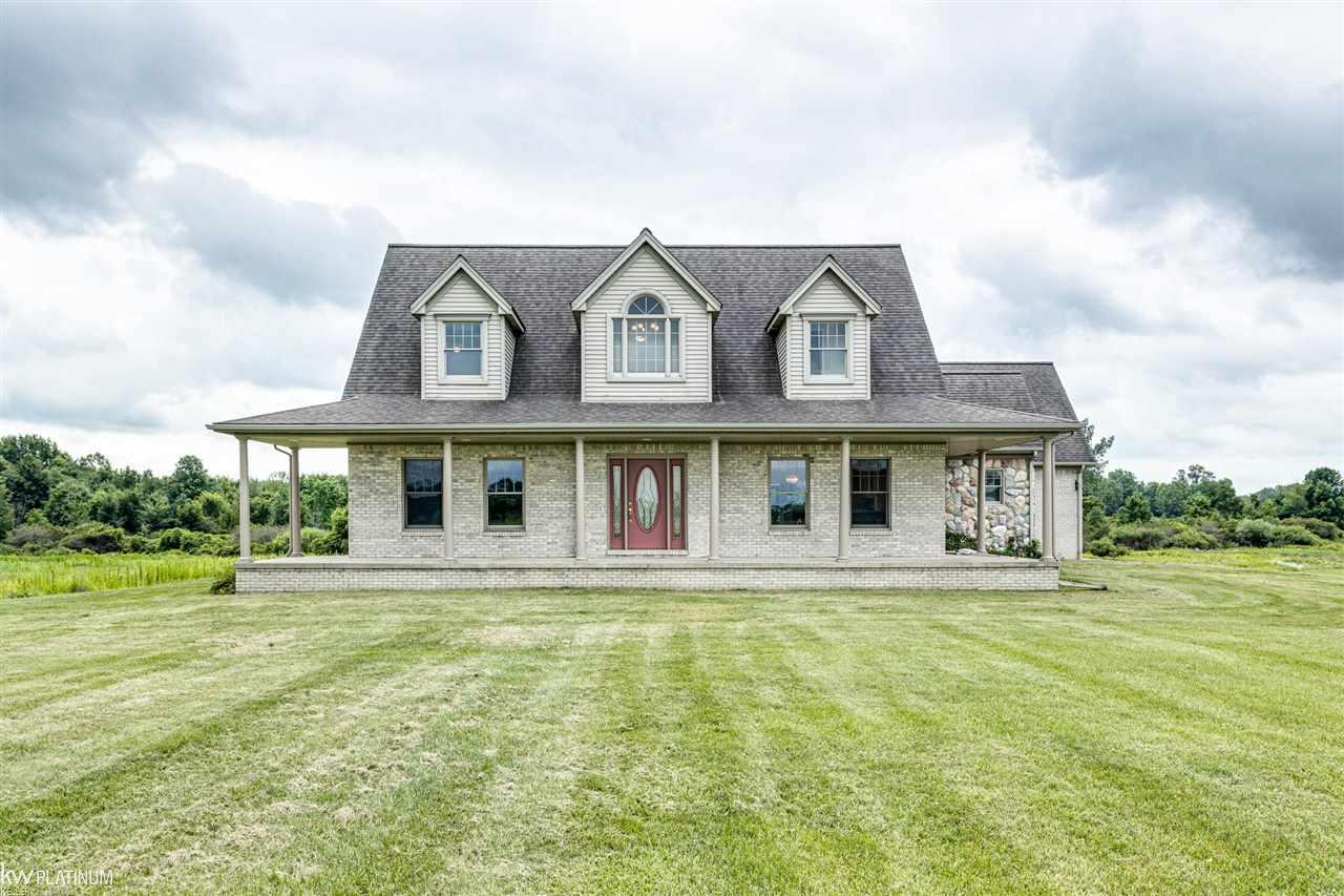 8689 Imlay City Road Avoca, MI 48006 - Photo 4 of 65