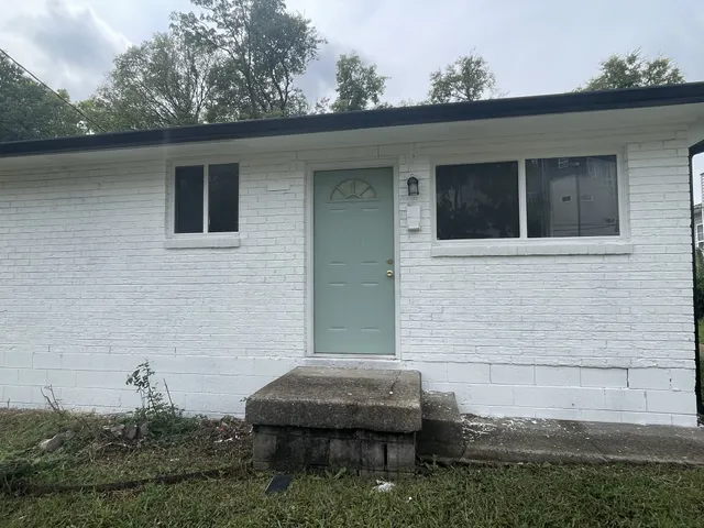 $1,150 | 1251 1st Avenue South, Unit A, Nashville, TN 37210