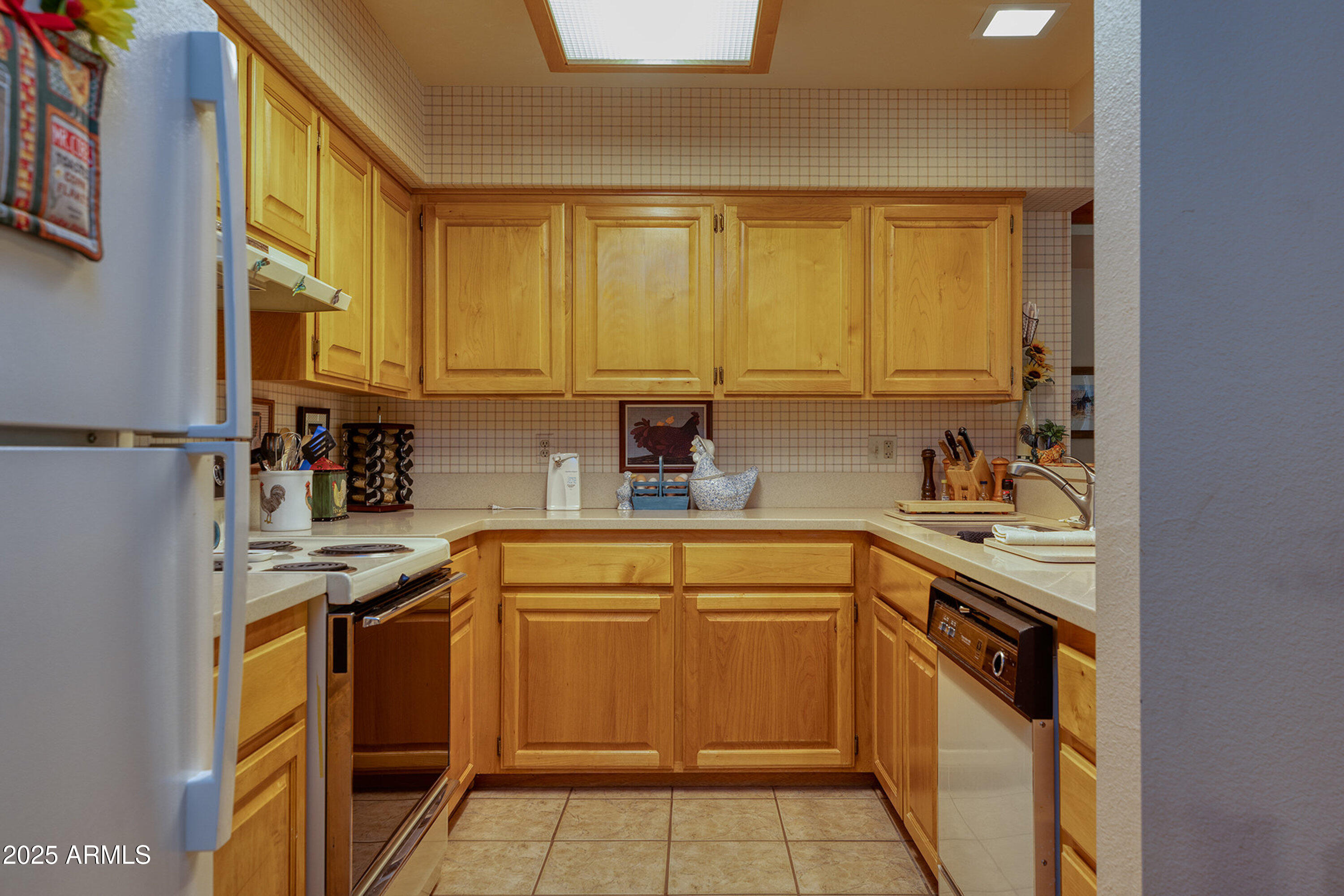 2788 Oak Circle Pinetop, AZ 85935 - Photo 14 of 39 Kitchen