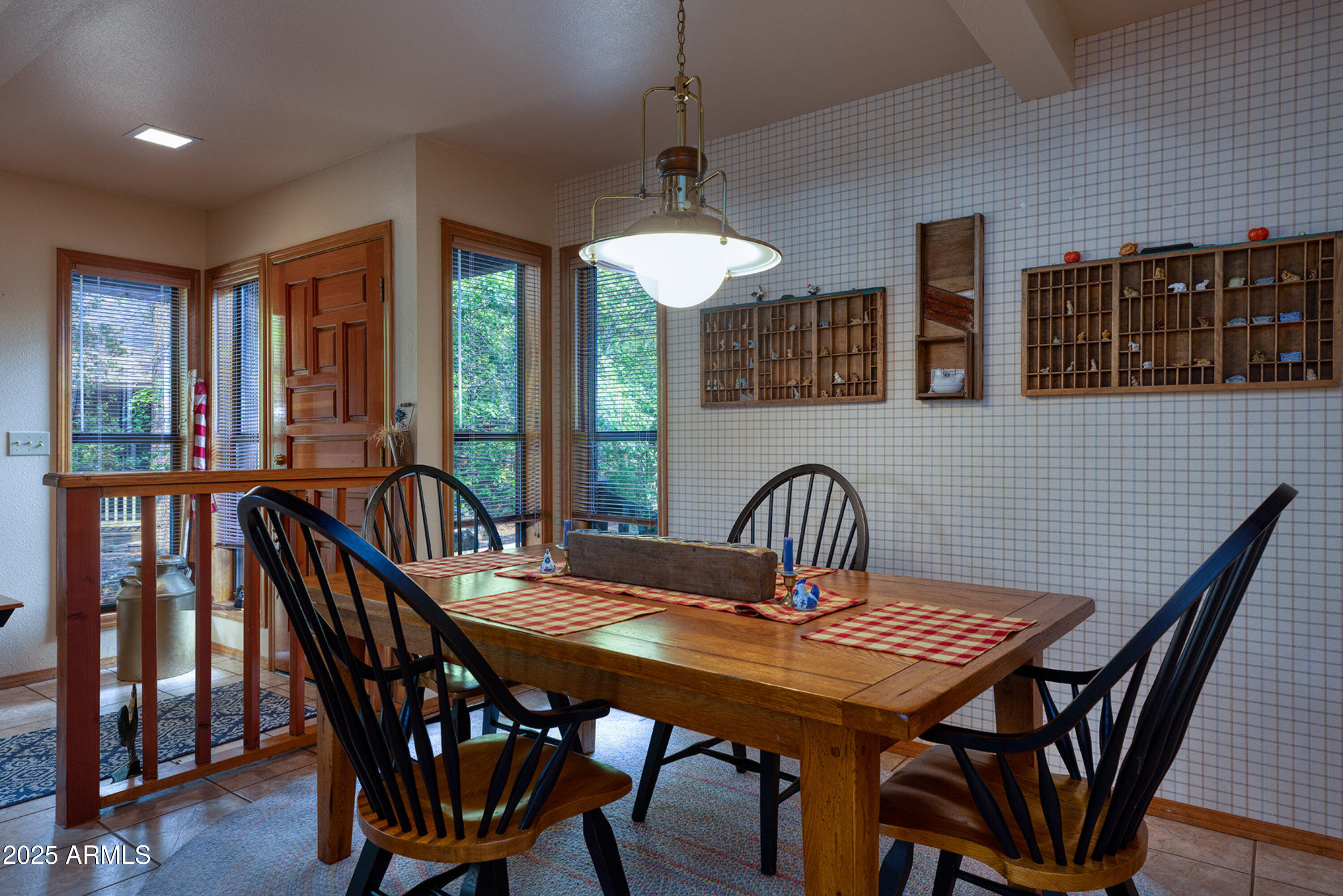 2788 Oak Circle Pinetop, AZ 85935 - Photo 17 of 39 Dining