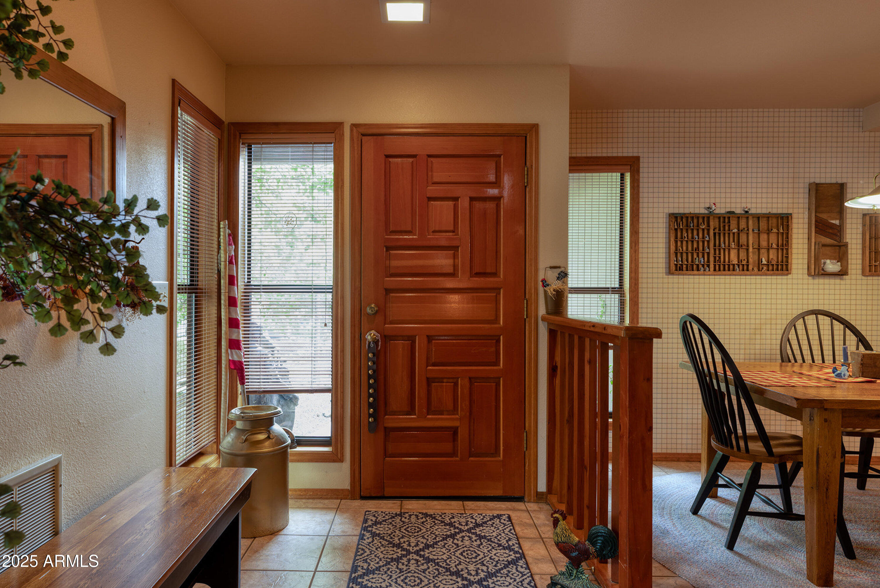 2788 Oak Circle Pinetop, AZ 85935 - Photo 7 of 39 Entry