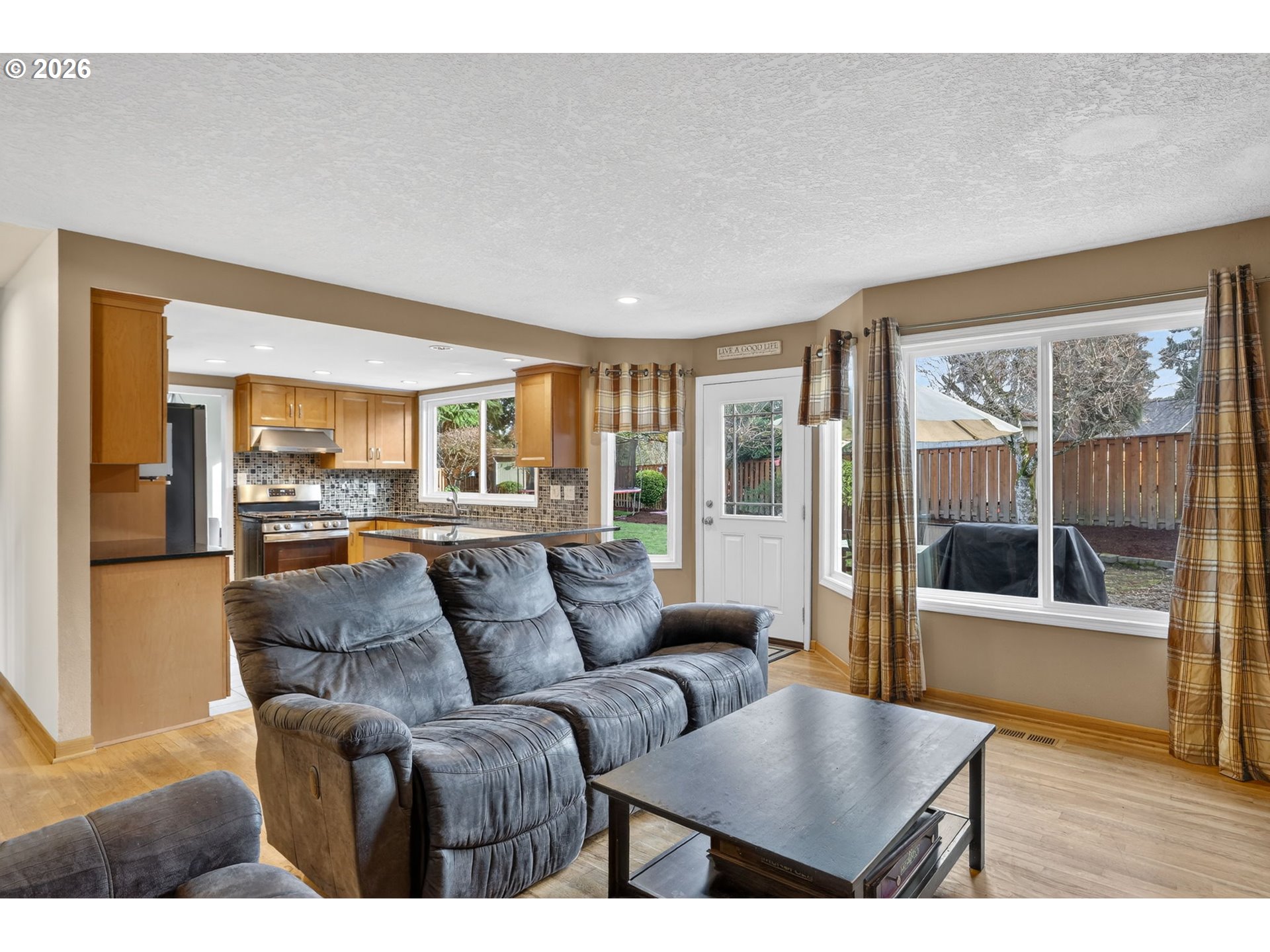 10964 Southwest 118th Court Tigard, OR 97223 - Photo 16 of 47