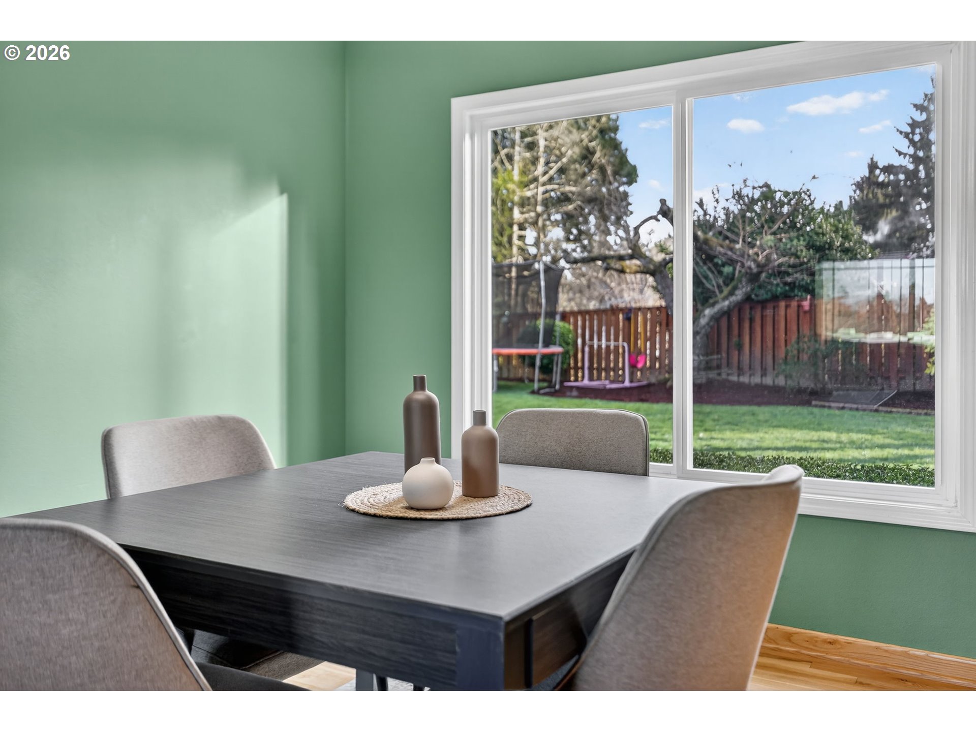 10964 Southwest 118th Court Tigard, OR 97223 - Photo 10 of 47