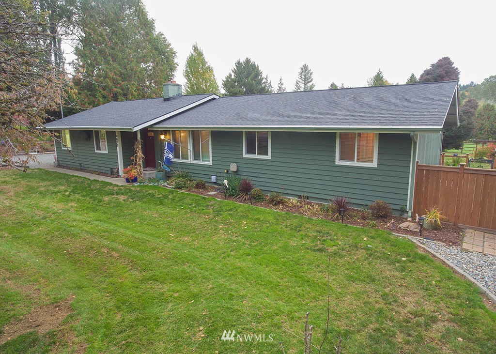 4613 Southeast Mayvolt Road Port Orchard, WA 98366 - Photo 9 of 16 Gallery Image 9