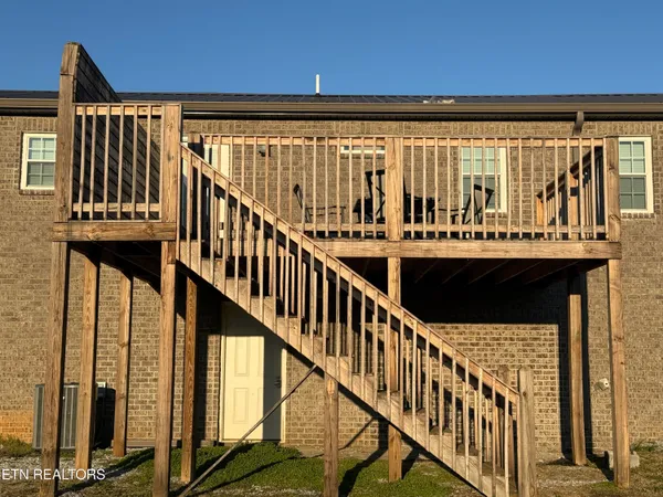 $650,000 | 1065 Valley Home Road, Dandridge, TN 37725