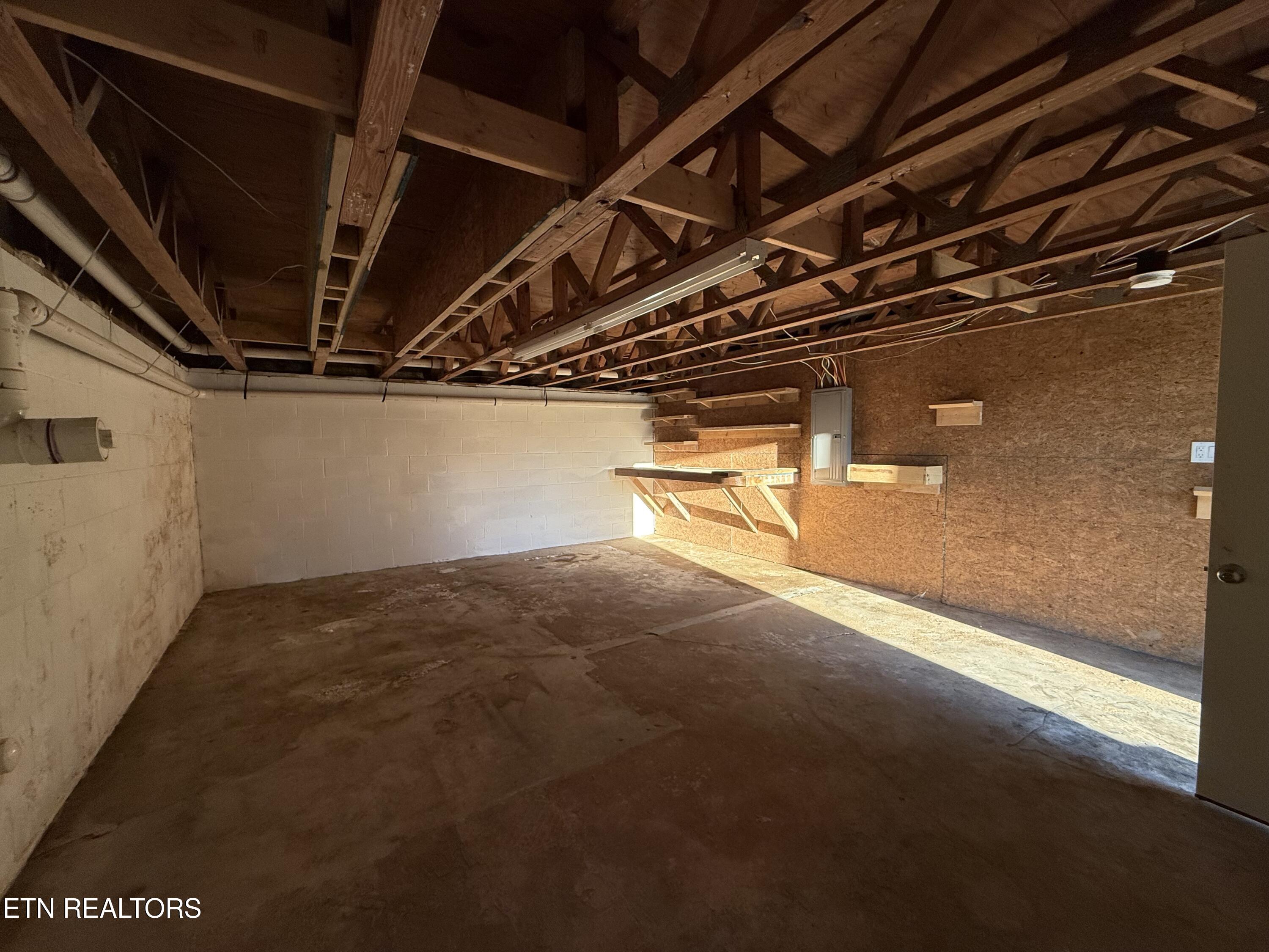 1065 Valley Home Road Dandridge, TN 37725 - Photo 34 of 36 IMG_7035 (1)