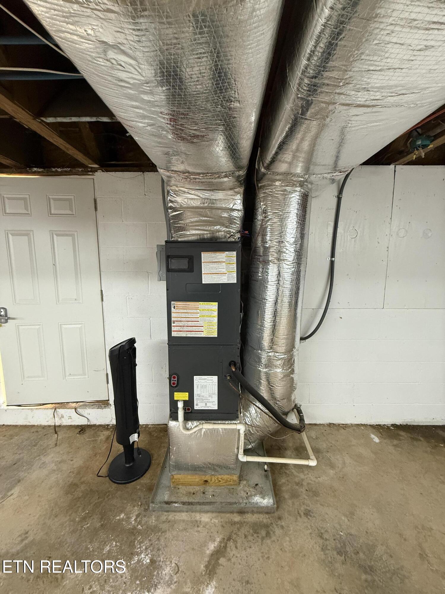 1065 Valley Home Road Dandridge, TN 37725 - Photo 36 of 36 IMG_7037 (1)