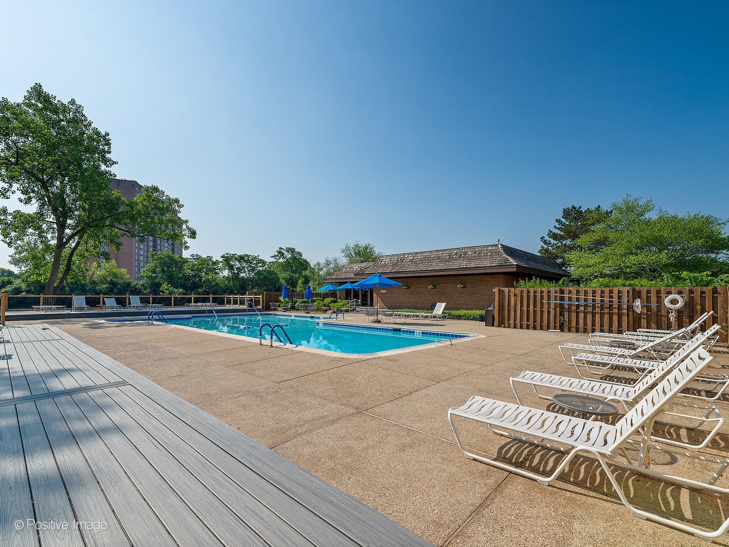 1401 Burr Oak Road, Unit 114B Hinsdale, IL 60521 - Photo 33 of 40