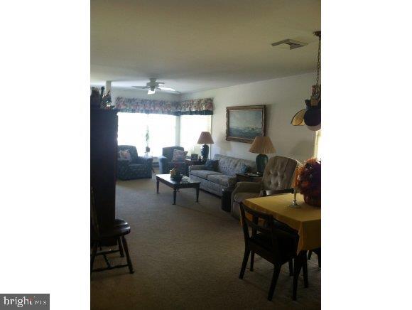 37 Magnolia Road, Unit 19 Manahawkin, NJ 08050 - Photo 4 of 10 Gallery Image 4