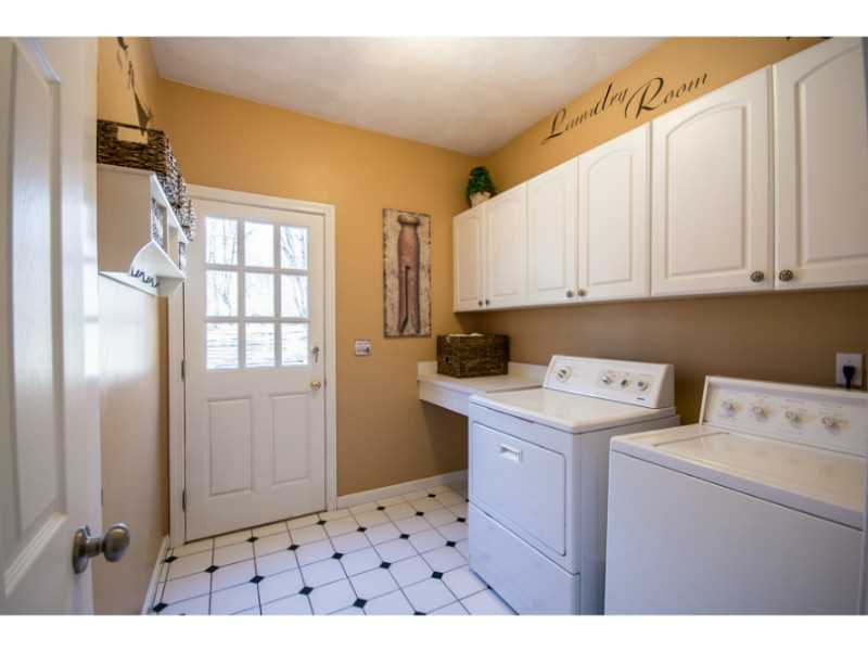 298 Wickham Road North Kingstown, RI 02852 - Photo 7 of 25 Laundry Room.