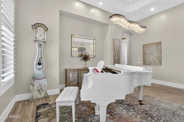 $1,250,000 | 1333 North Cliffside Drive, Gilbert, AZ 85234